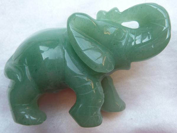 slon maxi avanturin zelený/6s/ 475,- prodán