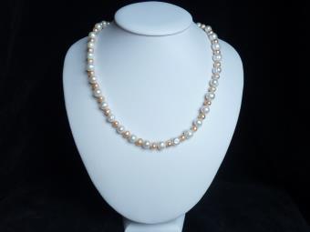 Perly bílé, růžové (1004i) 45 cm