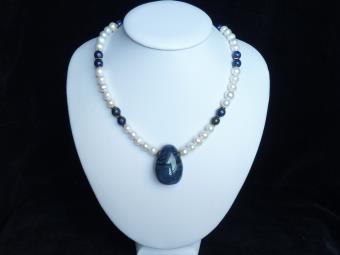 Dumortierit, perly bílé, lapis lazuli  (2207)