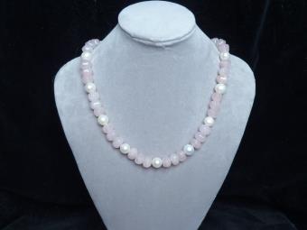 Růženin, perly bílé (2401)