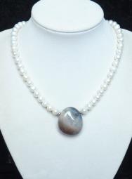 Perly bílé, achát Botswana (2009) 1220,- prodán